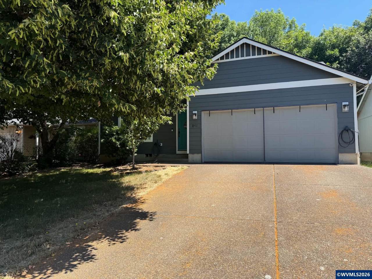 851 Griffin Dr - Photo 1