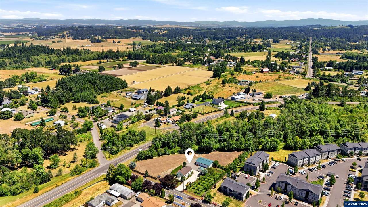 https://bt-photos.global.ssl.fastly.net/salem/1280_boomver_1_843183-2.jpg