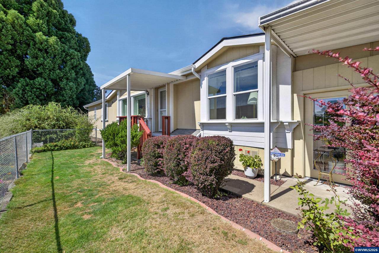 2655 Highland #13 - Photo 1