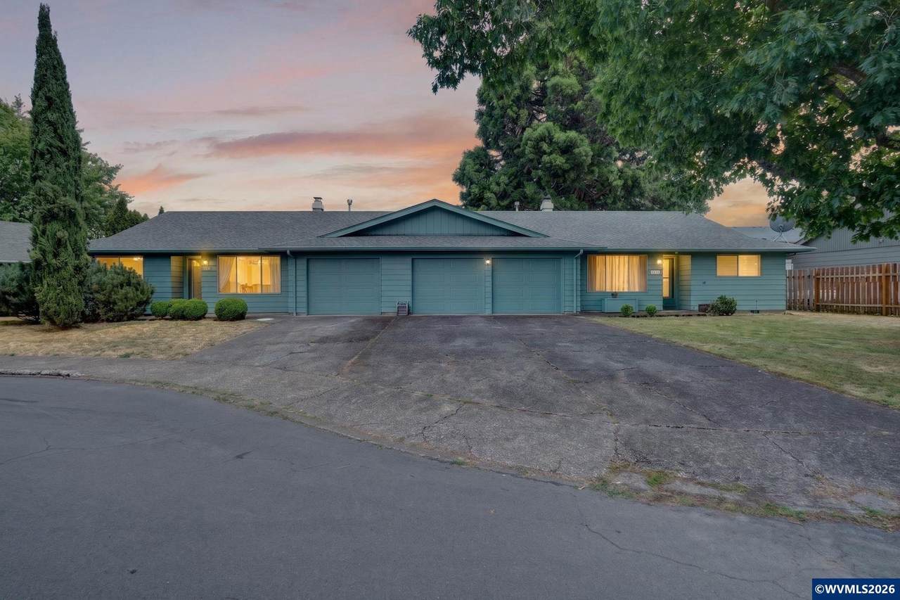 3624 Hermosa - Photo 1