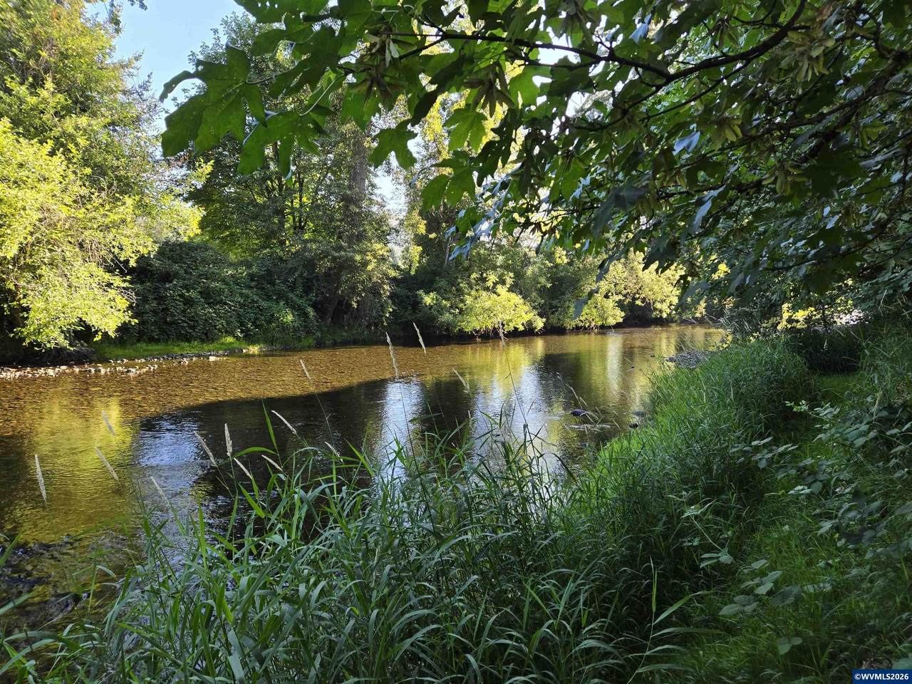 https://bt-photos.global.ssl.fastly.net/salem/1280_boomver_1_843287-2.jpg