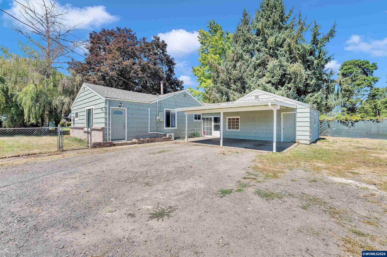 4245 Macleay Rd - Photo 1