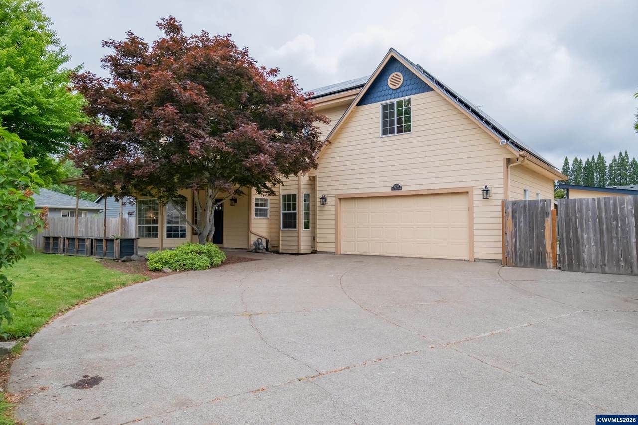 1209 Bent Grass Ct - Photo 1