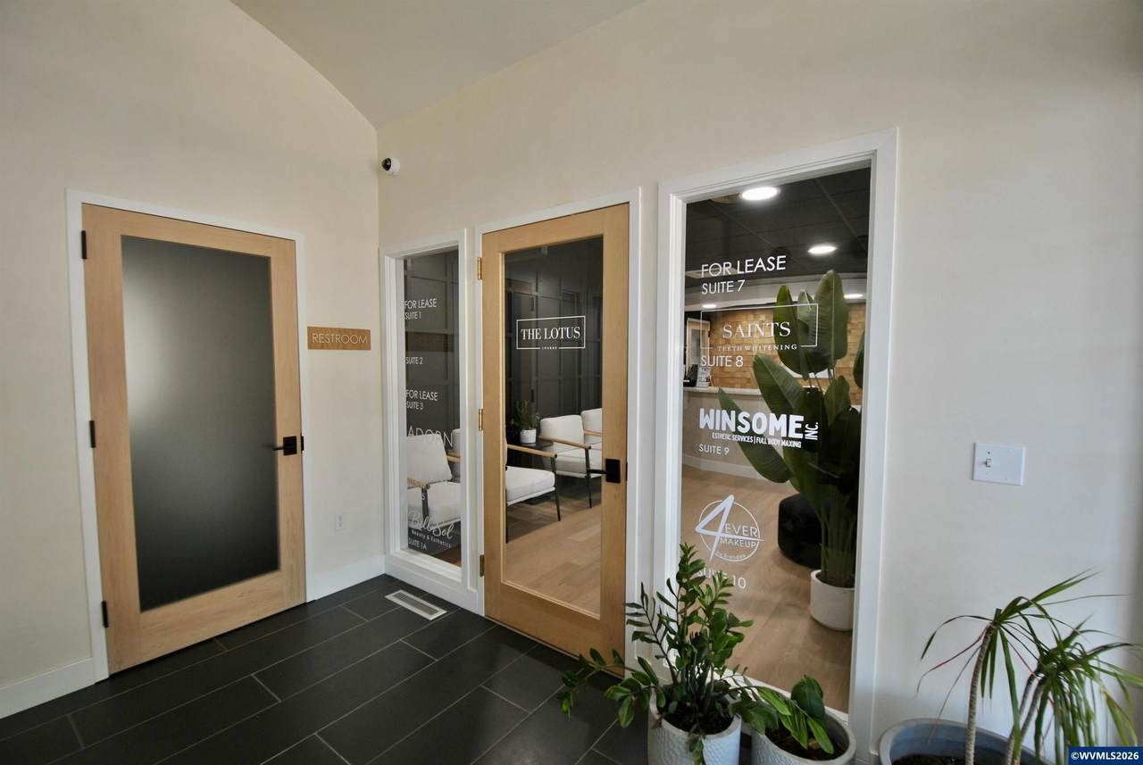 https://bt-photos.global.ssl.fastly.net/salem/1280_boomver_1_844169-2.jpg