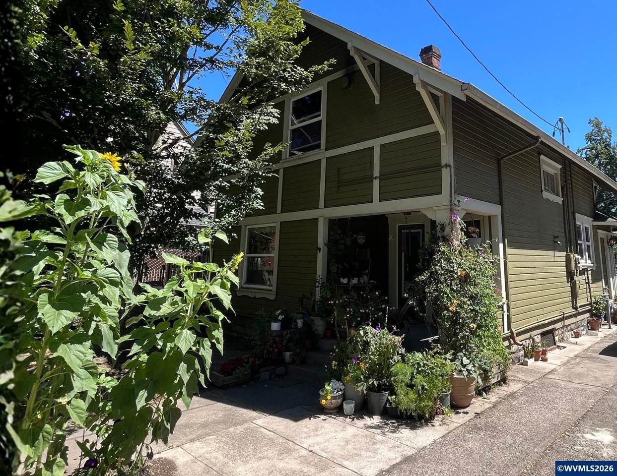 415 11th - Photo 1