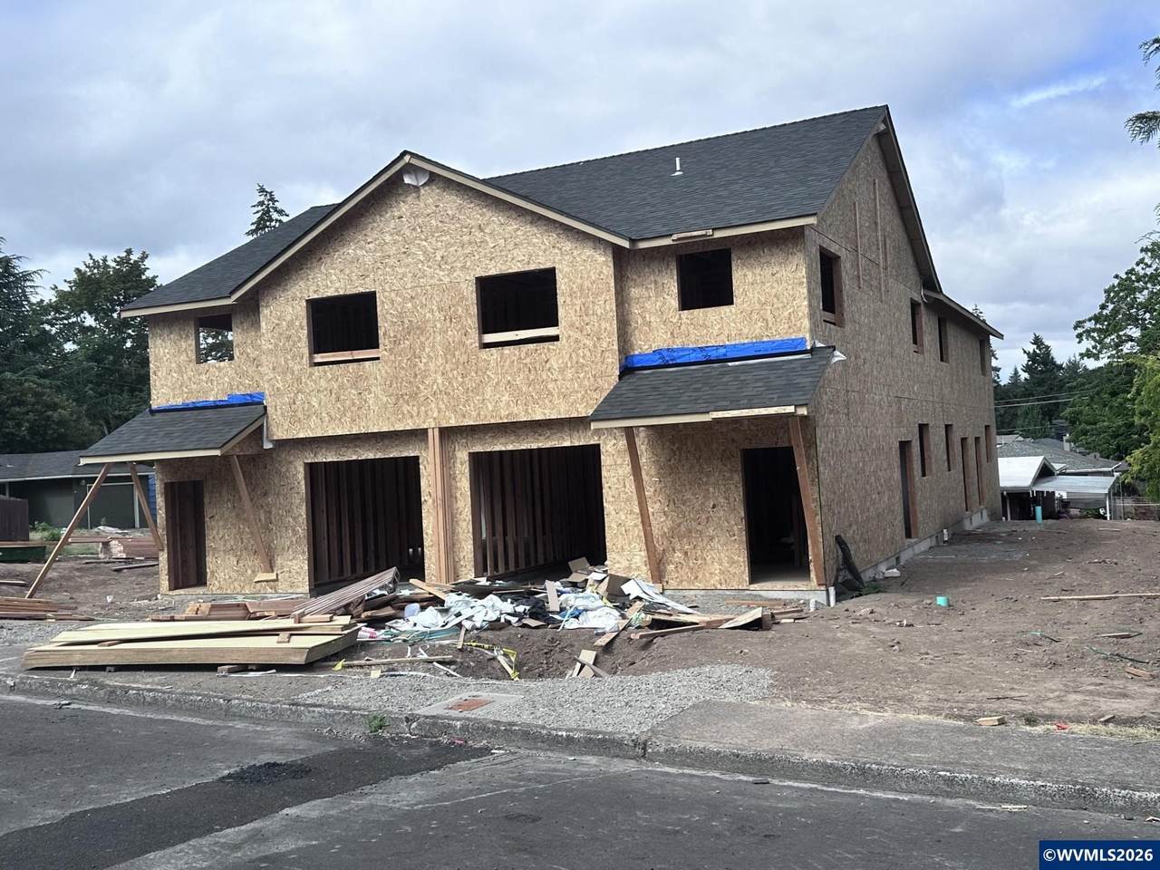 1145 Lupin - Photo 1