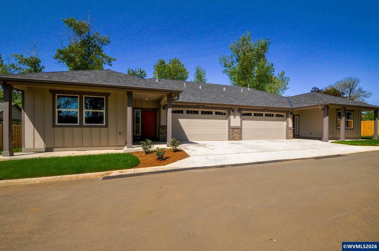 257 Douglas (-259) - Photo 1