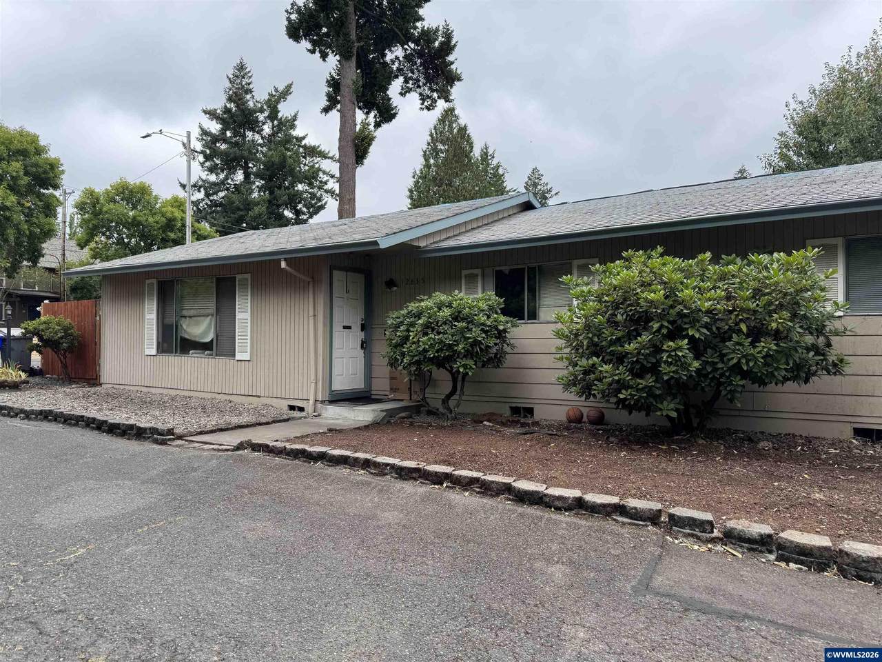 12835 Foster - Photo 1