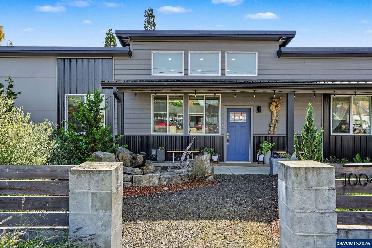 1004 36th Av - Photo 1