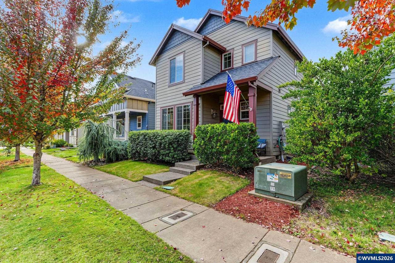 3015 Flame Tree Ln - Photo 1