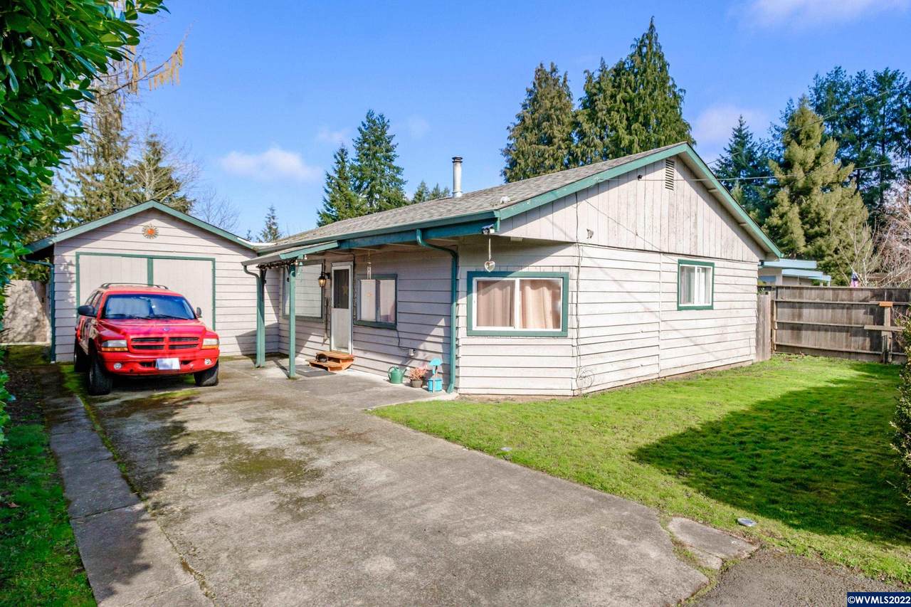 615 Thornton Lake Dr - Photo 1