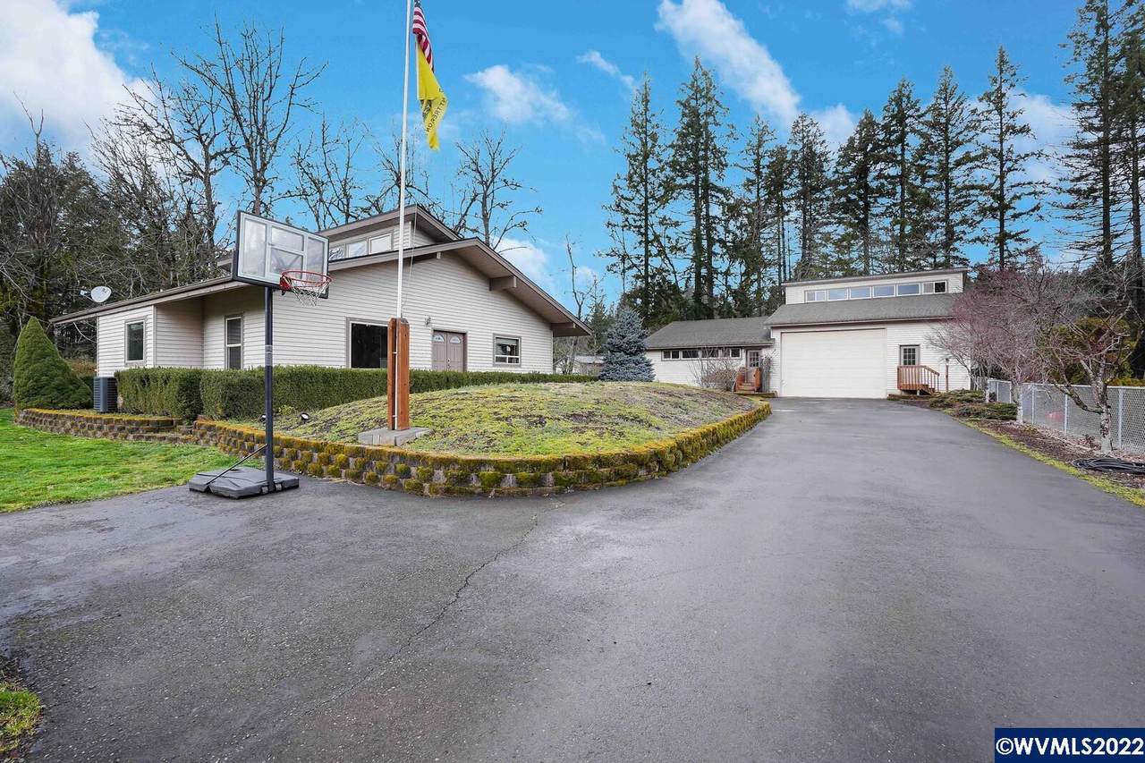 604 Central Av - Photo 1