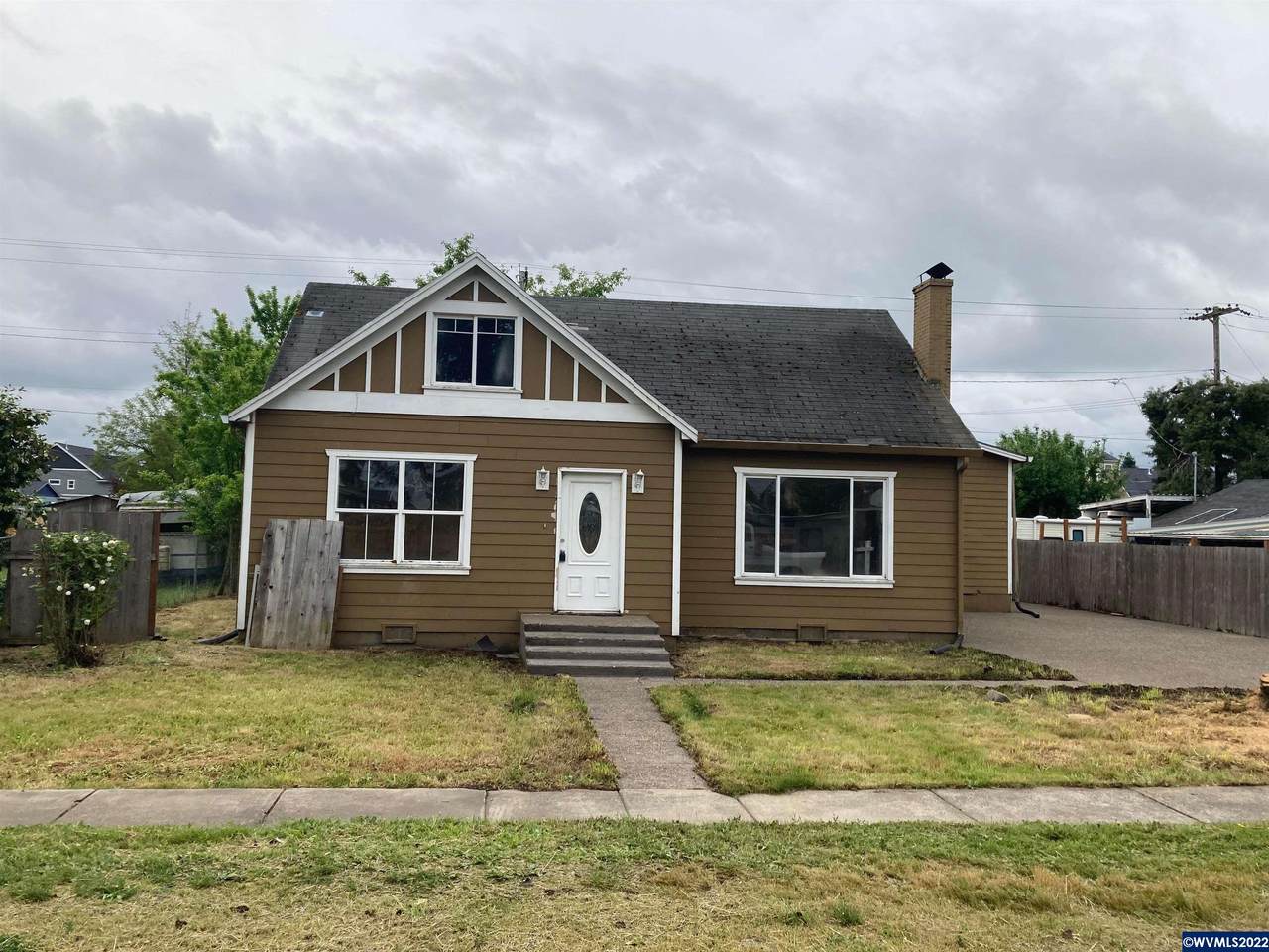 450 2nd St - Photo 1