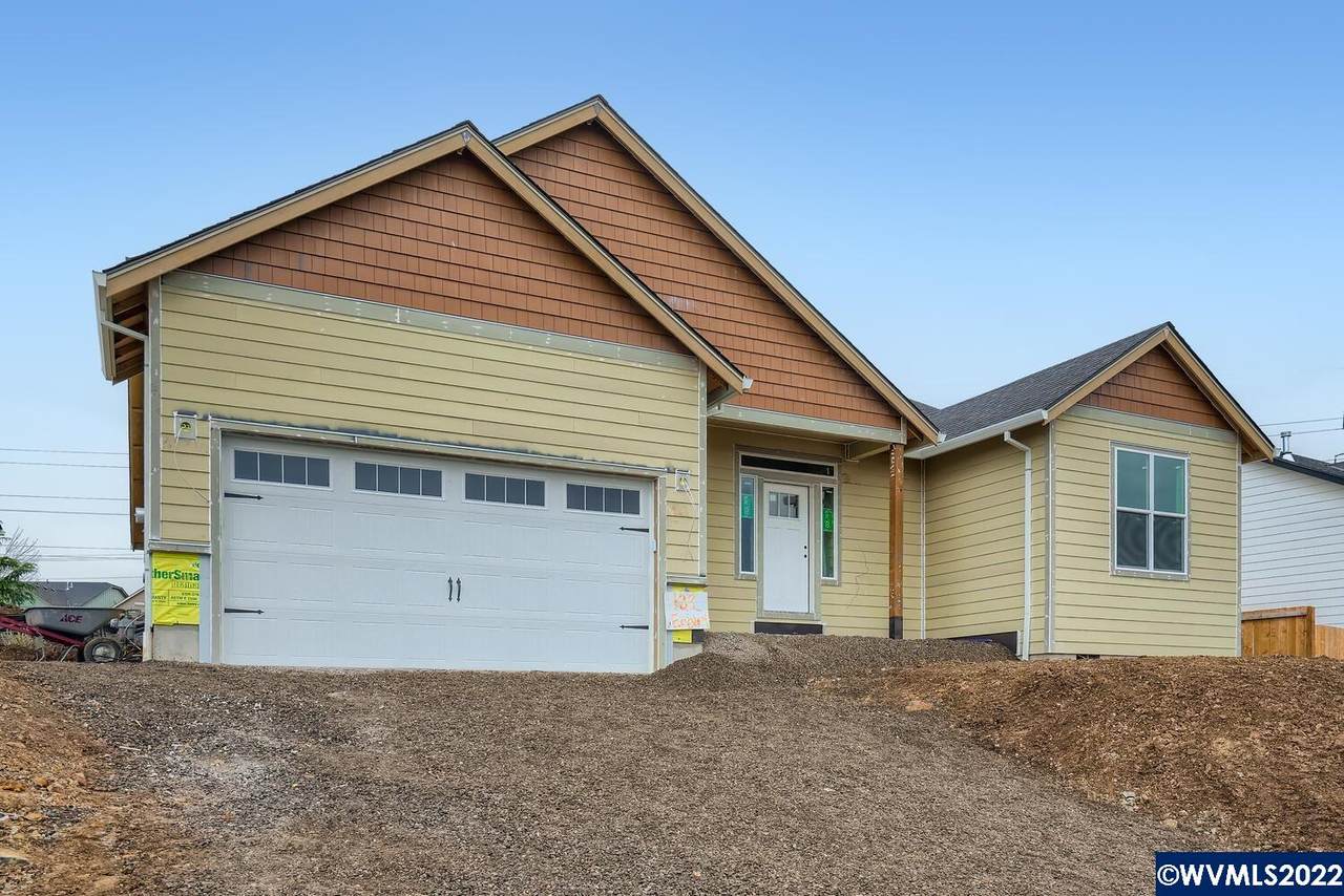 438 Eaglet St - Photo 1