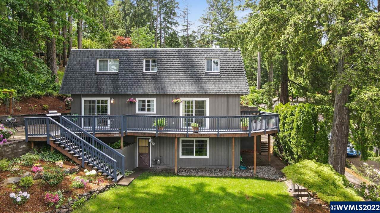 3020 Roosevelt Dr - Photo 1