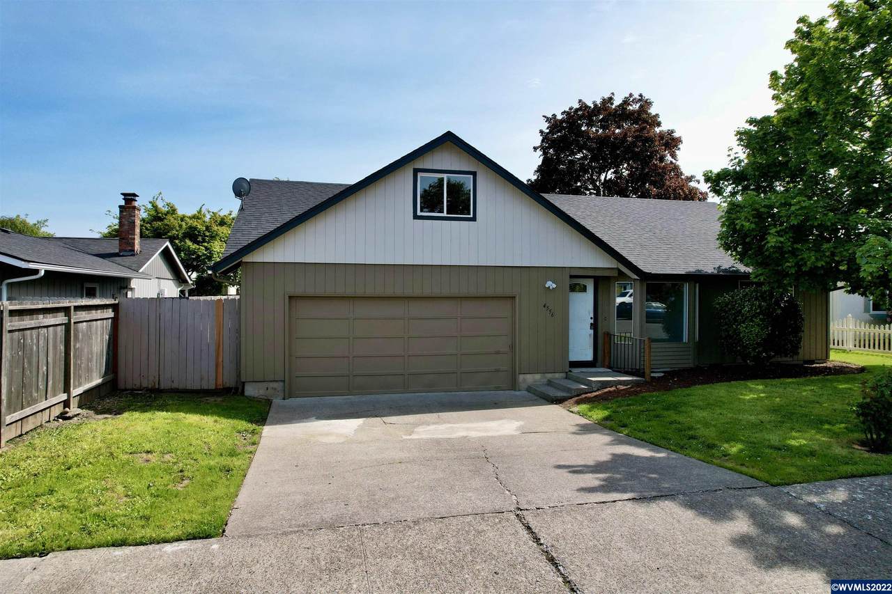 4556 Blue Sky Ct - Photo 1