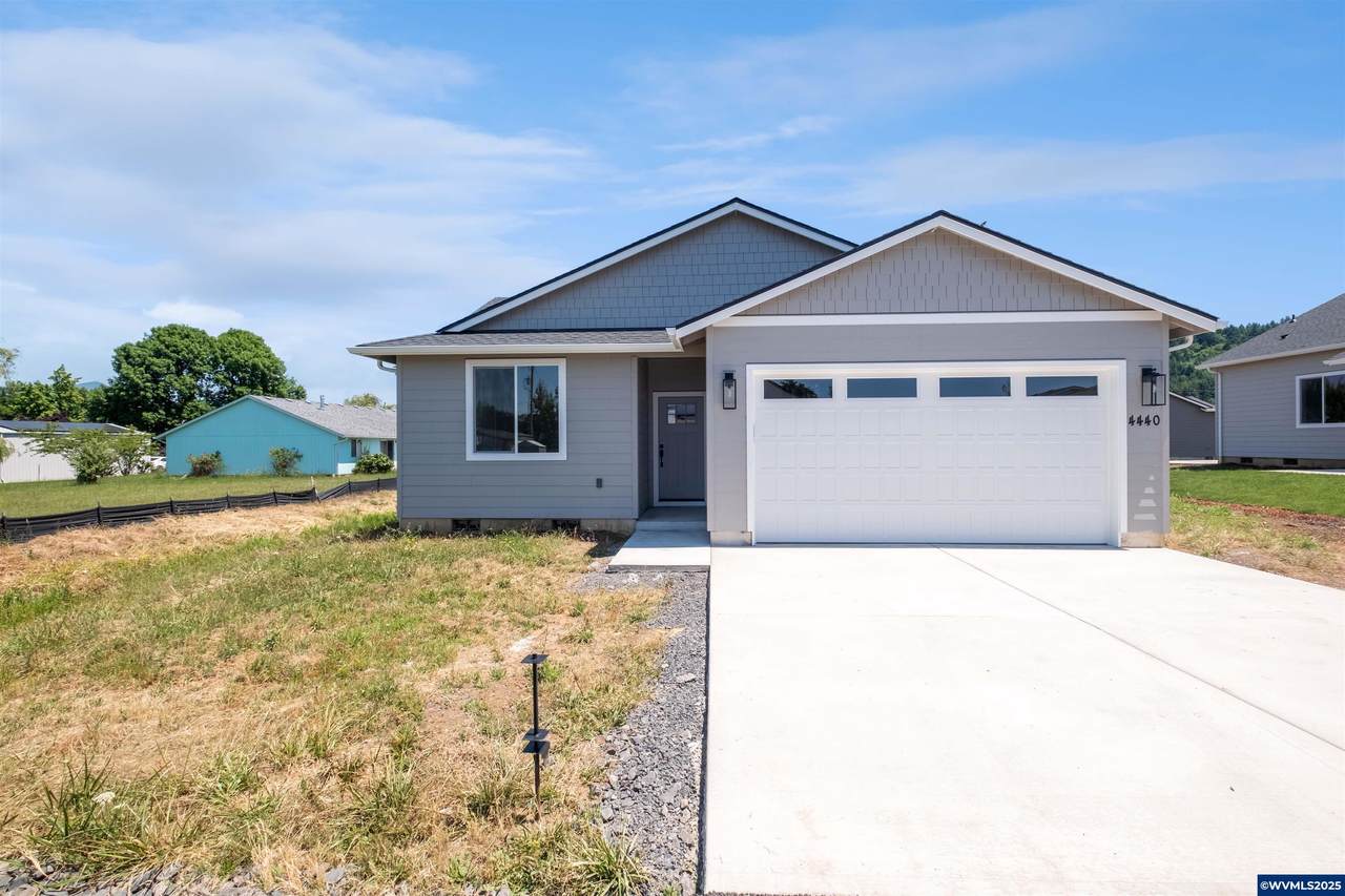 4440 Knotty Pine Ct - Photo 1
