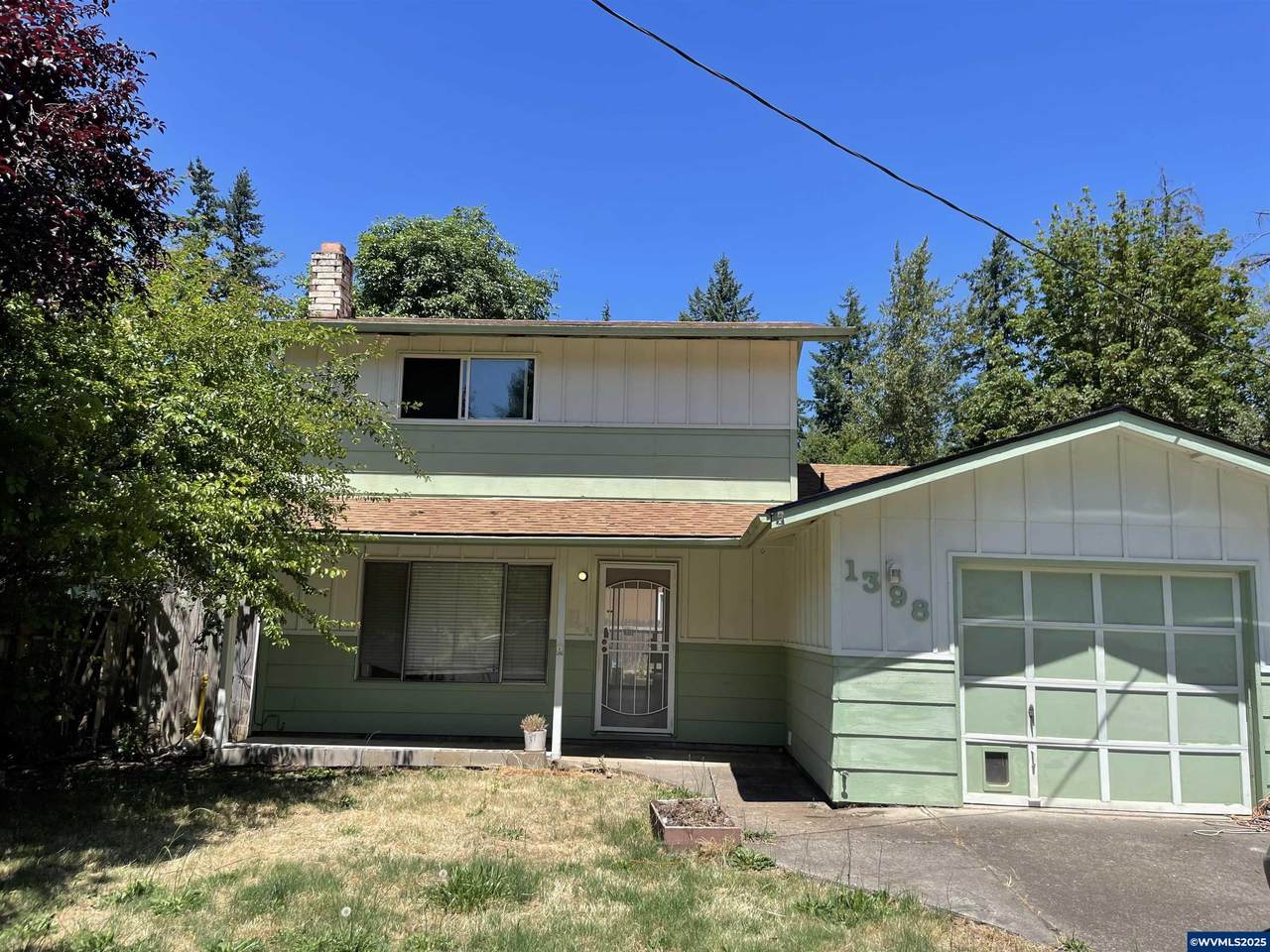 1398 Poplar St - Photo 1