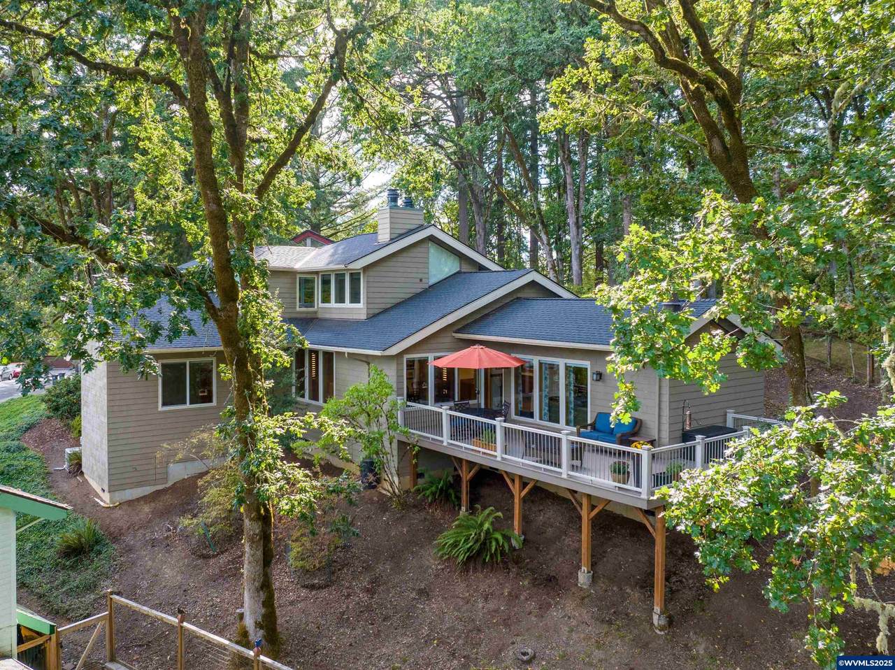2624 Lupine Pl - Photo 1