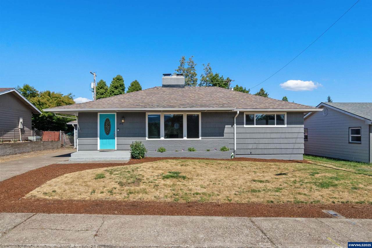 194 Hillcrest Dr - Photo 1