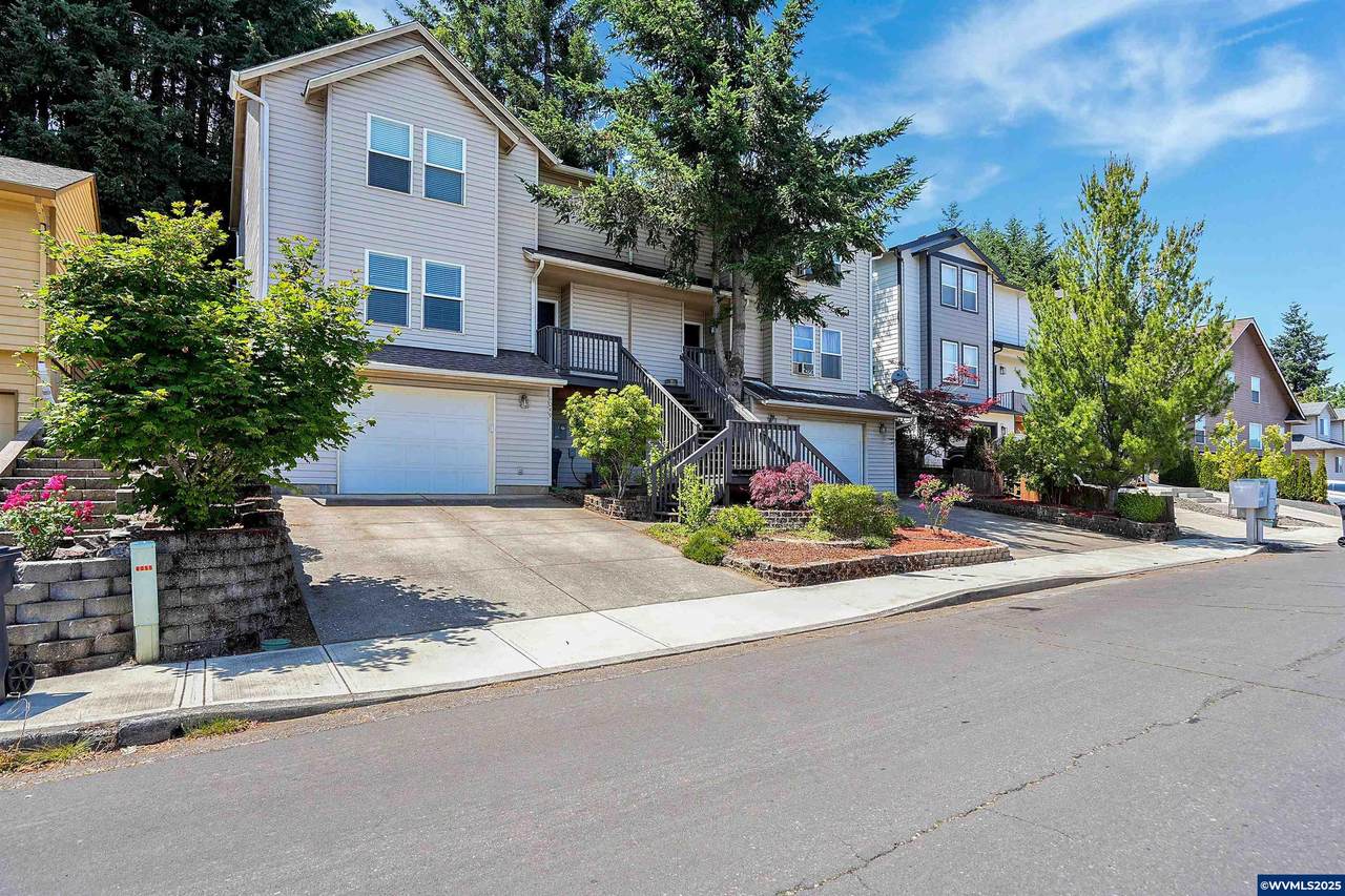 6049 Fircrest St - Photo 1