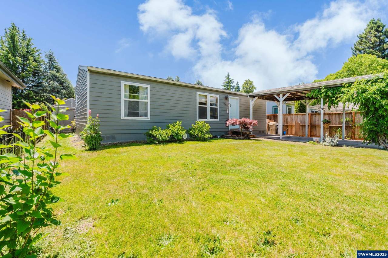 154 Rivergreen Av - Photo 1