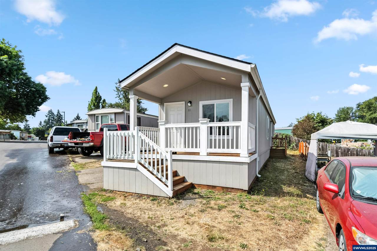 1530 Tamarack #11 - Photo 1