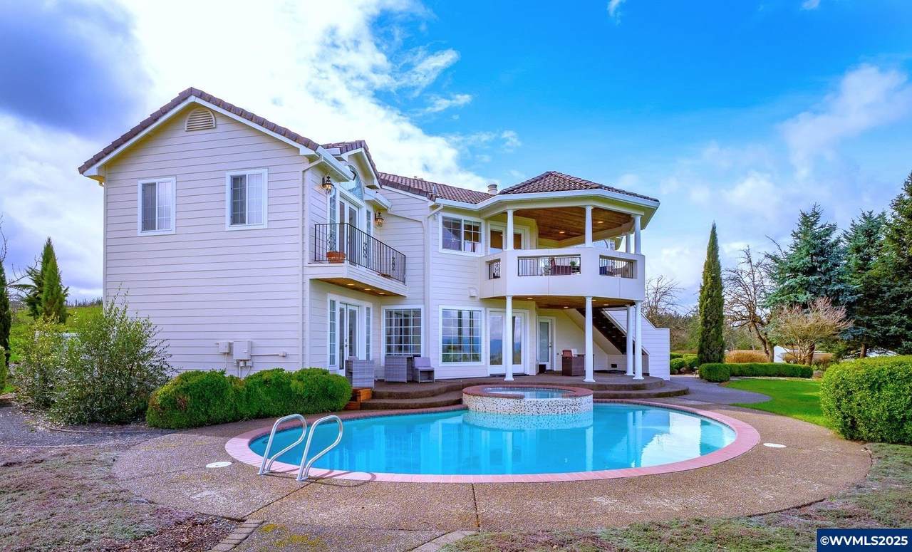 8580 Hillview Dr - Photo 1