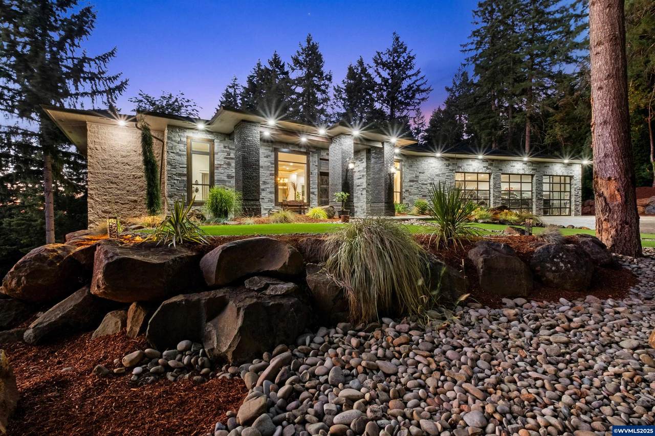 4005 Cloudview Dr - Photo 1