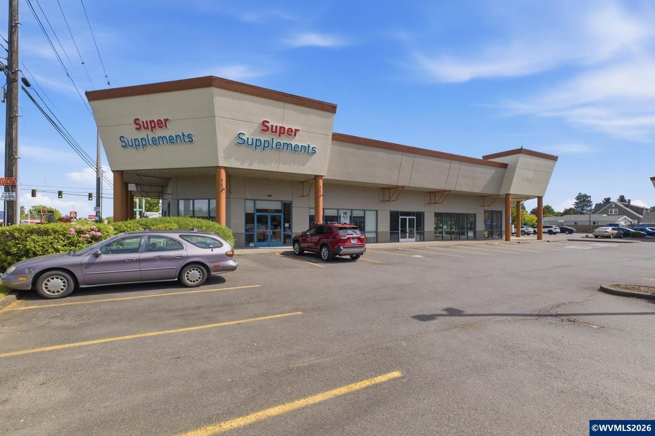 498 Lancaster - Photo 1
