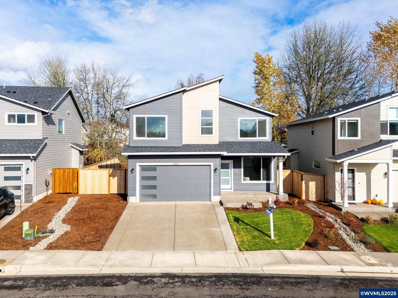 7064 Pinot Noir Dr - Photo 1