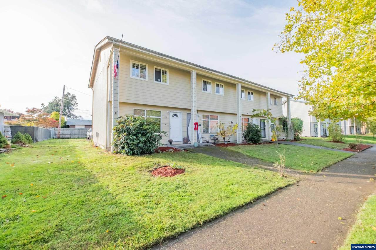 530 34th (-536) - Photo 1