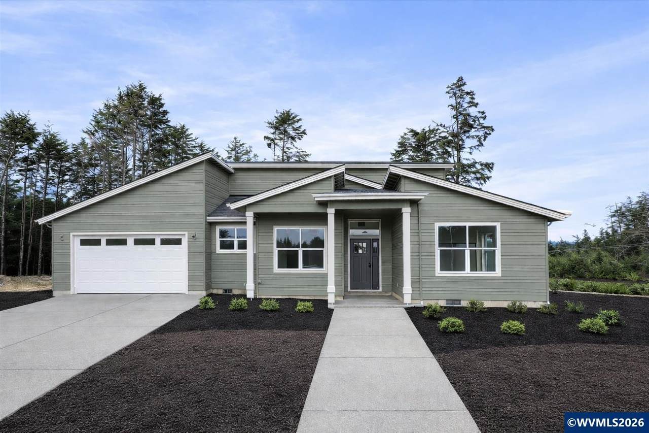 723 42nd Pl - Photo 1