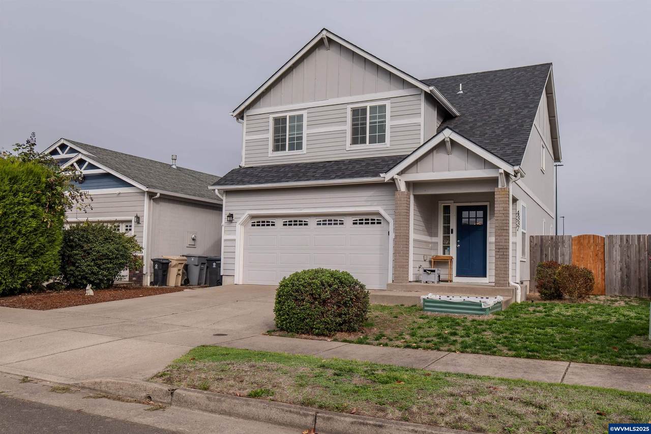 4337 Mackinaw Av - Photo 1