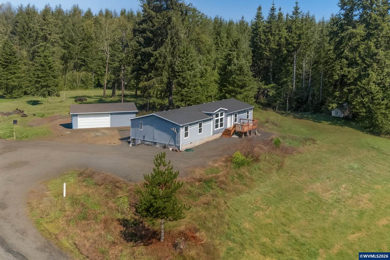 30610 Santiam Hwy - Photo 1