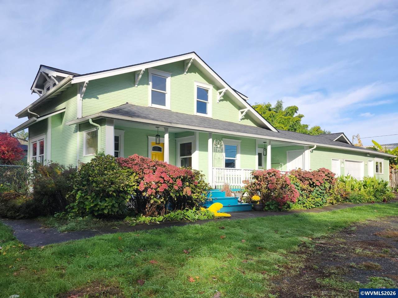 236 Walker Ln - Photo 1