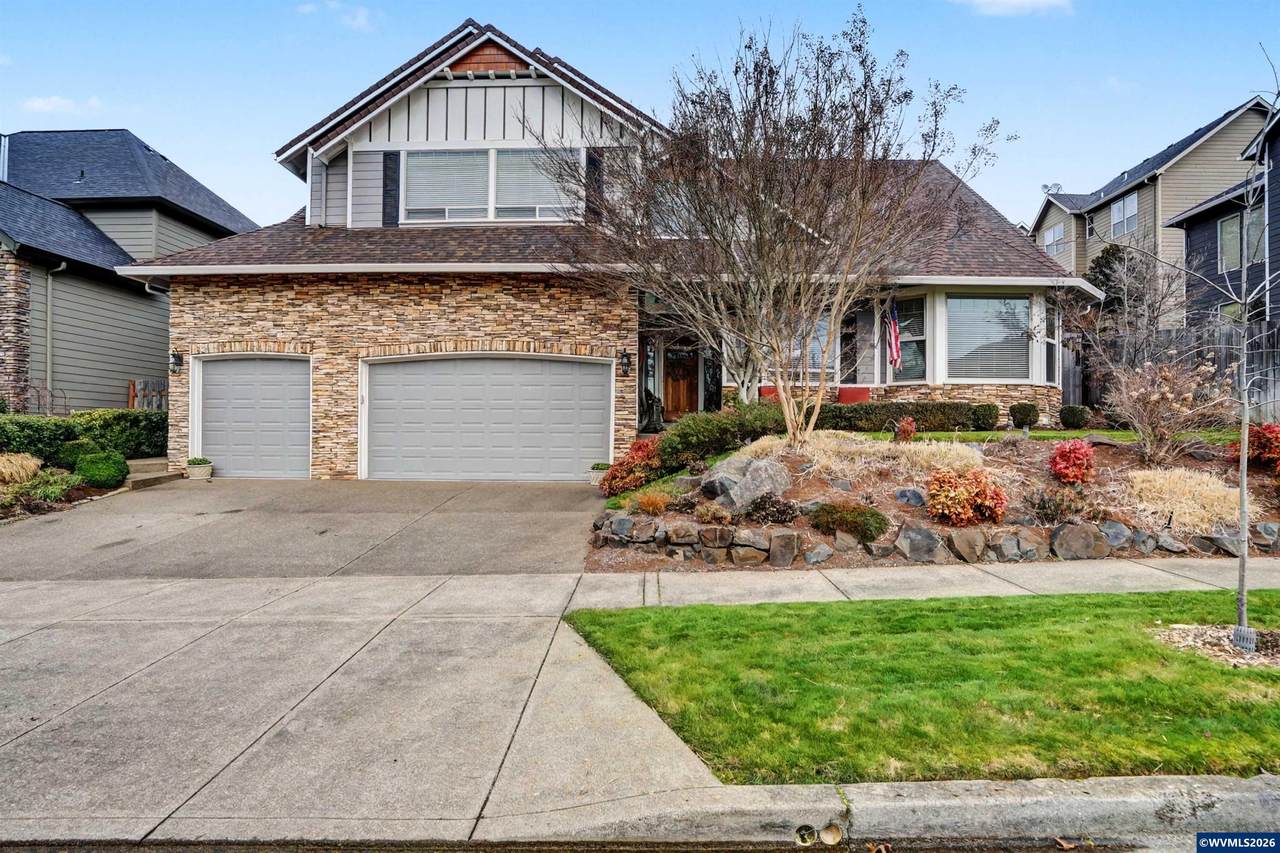 2727 Old Farm Av - Photo 1