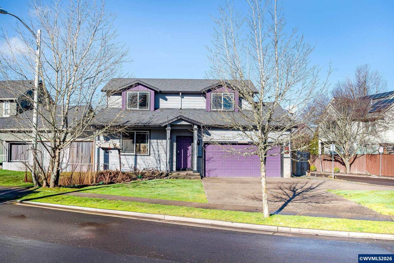 4750 Roseberry St - Photo 1