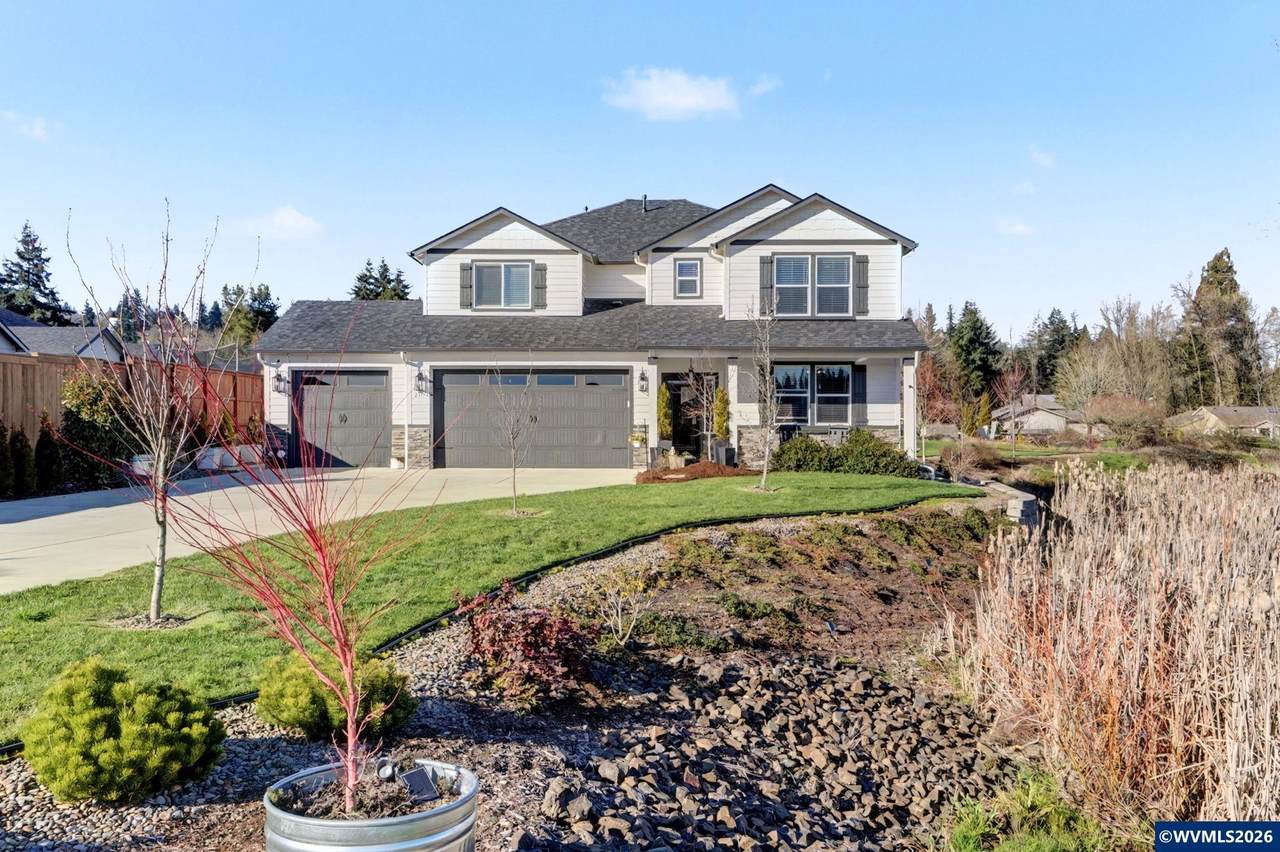 2761 23rd Av - Photo 1