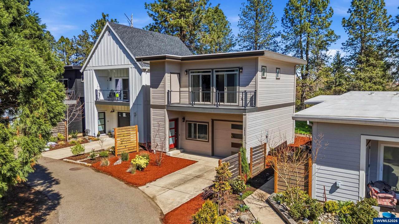 2042 Village Center Dr - Photo 1