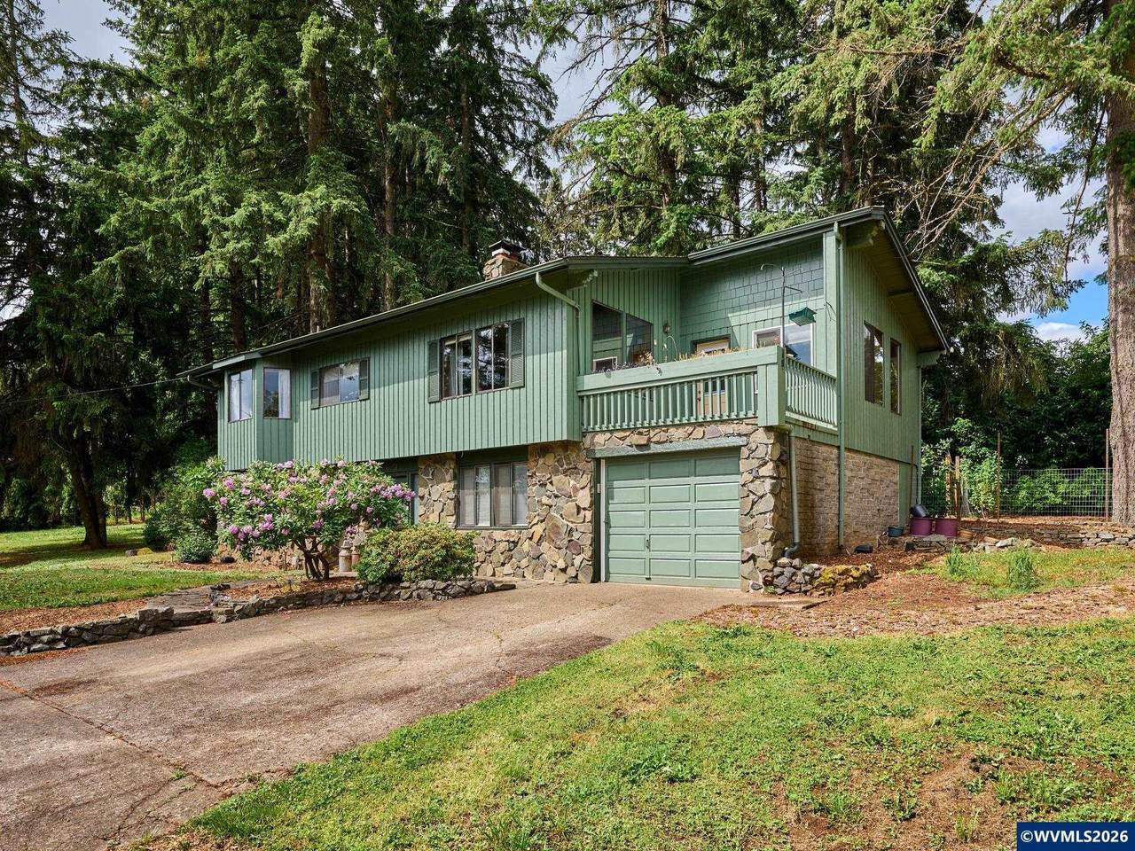 6051 31st Av - Photo 1