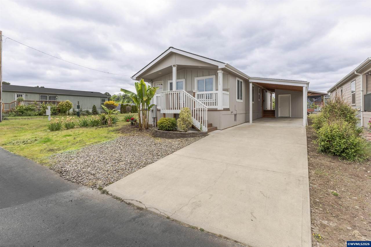 3548 Turner - Photo 1