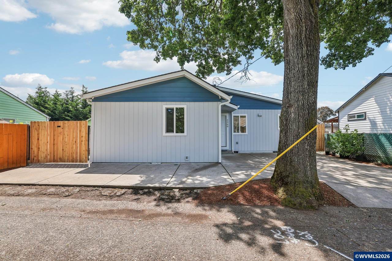 2360 Townsend Wy - Photo 1