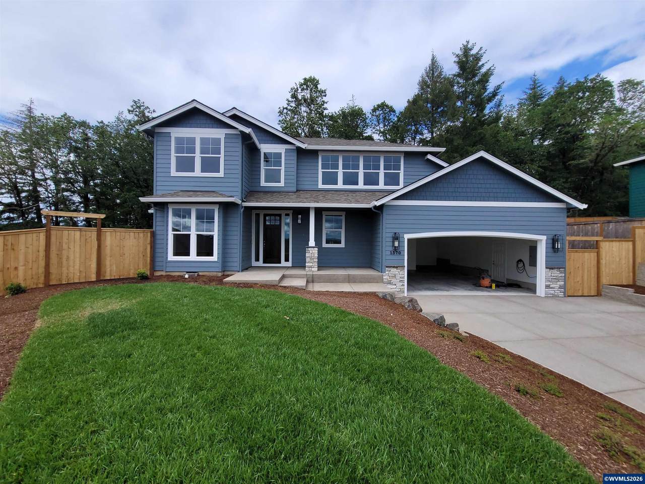 Model O Coast Mountain Dr - Photo 1