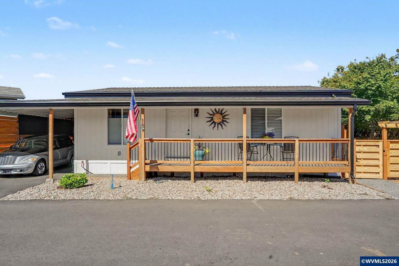 340 Crest #18 - Photo 1