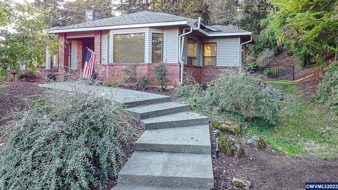 4635 Calvert Ct - Photo 1