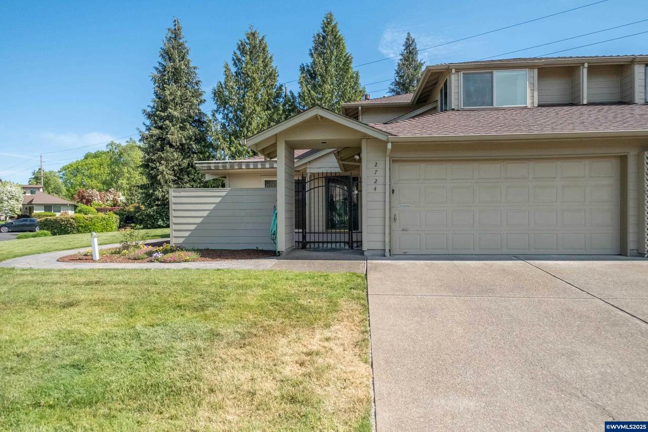 2724 Cedarwood Ct - Photo 1