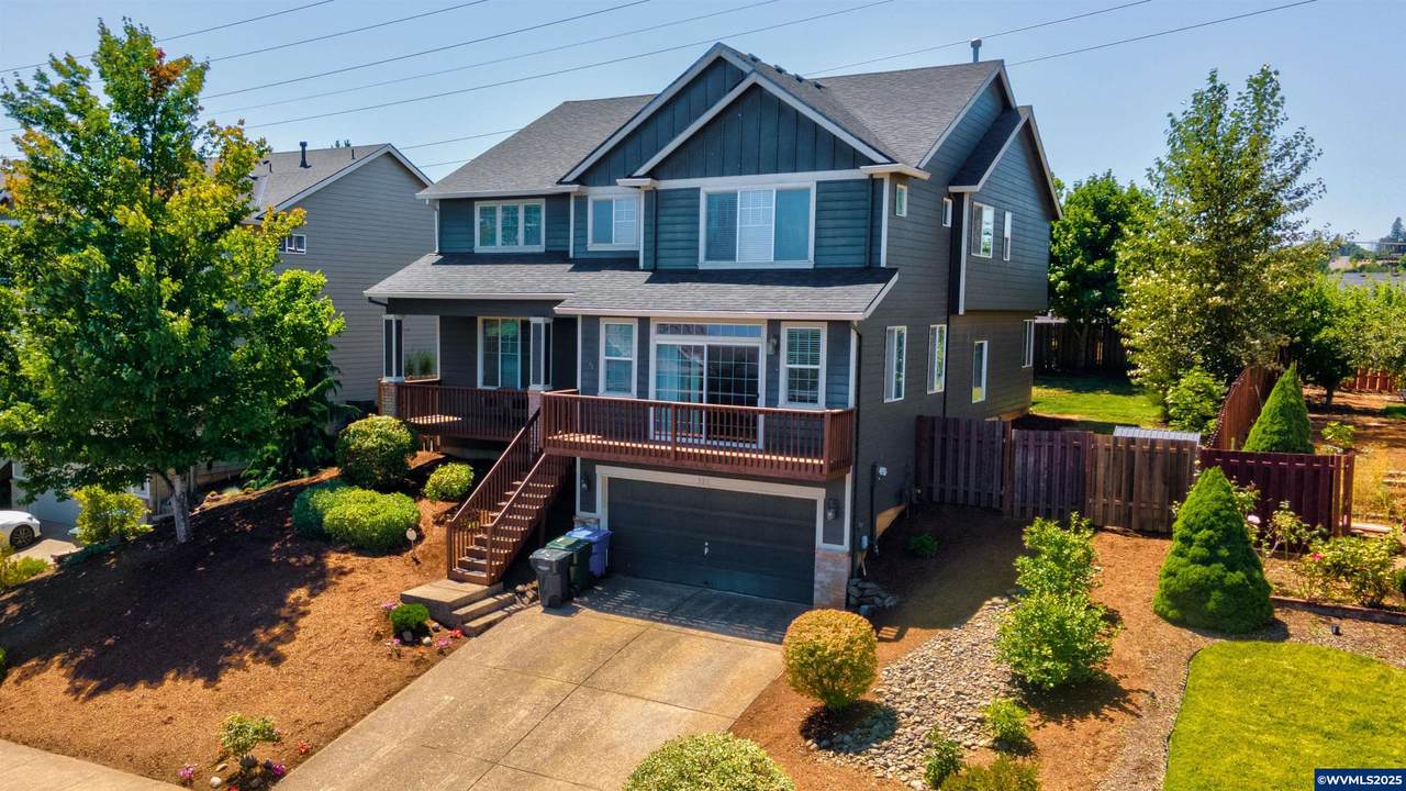 523 Golden Eagle St - Photo 1