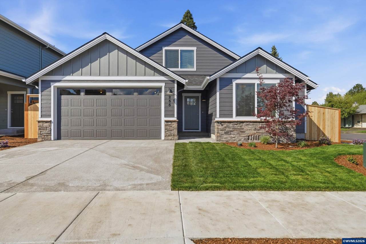 255 Jensen Av - Photo 1