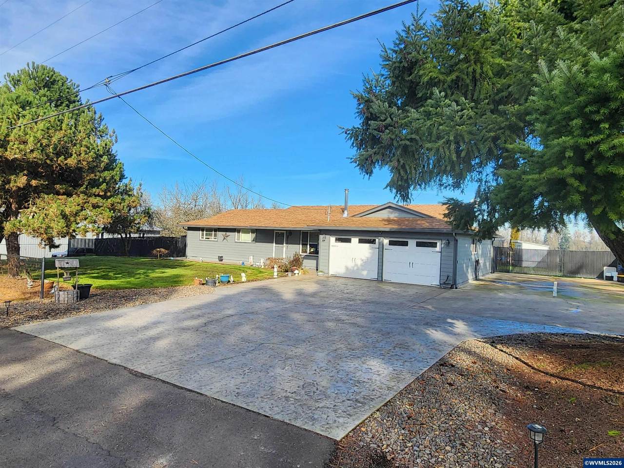 5239 Springhill Dr - Photo 1